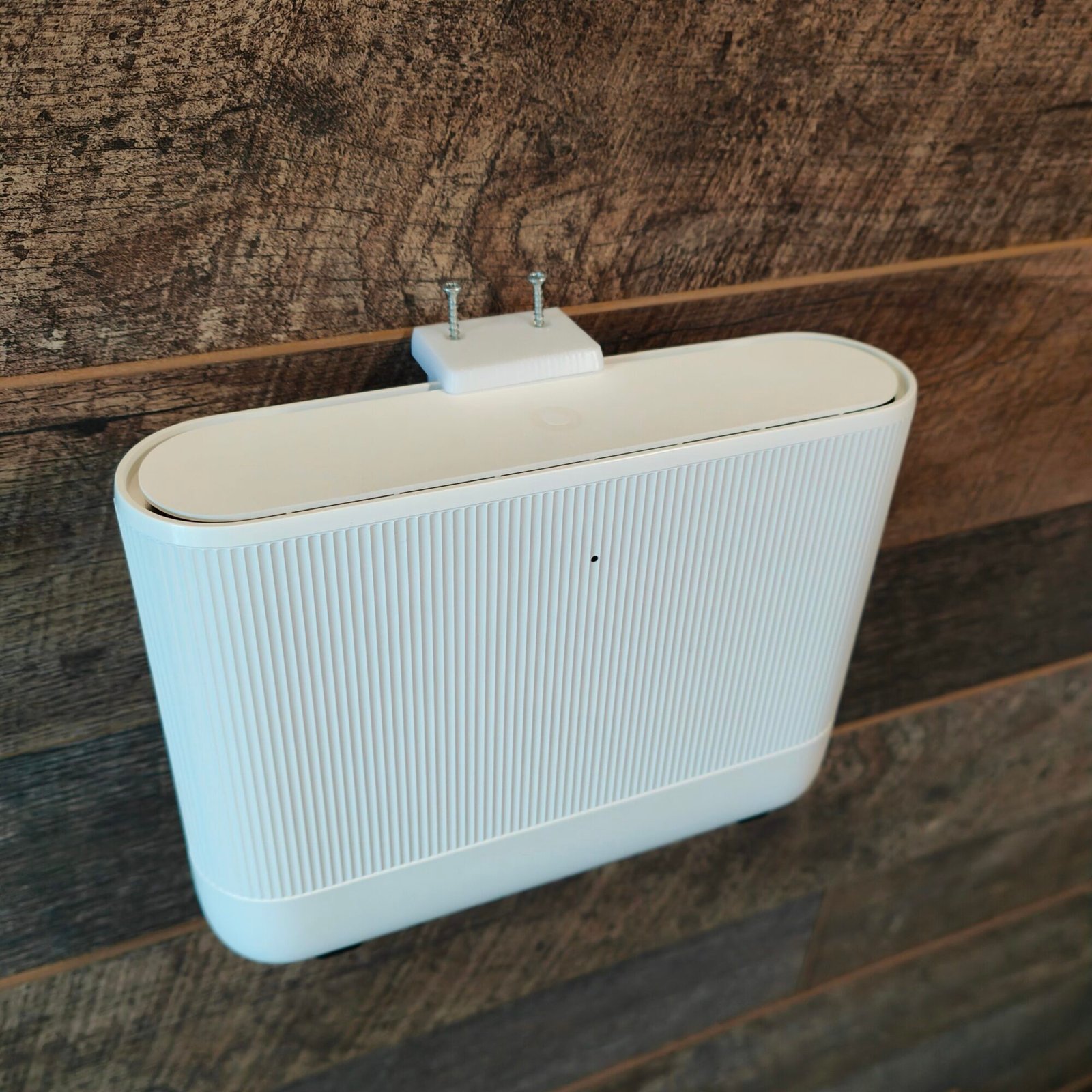 Vodafone Power Hub Wall Mount - 3D Model - Image 10