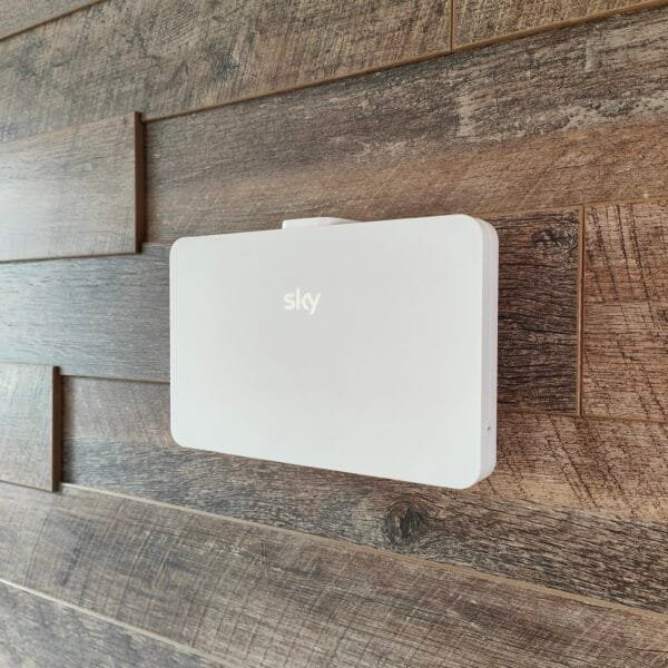 Wall Mount for Sky Max Hub SR213 WiFi 6 Router - Image 10